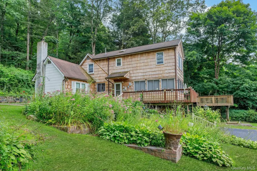 934 Peekskill Hollow RD, Carmel, NY 10579