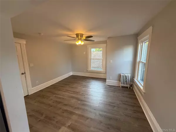 White Plains, NY 10605,18 Edgewood ST