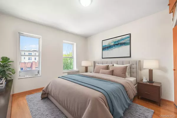 Astoria, NY 11103,43-16 25th AVE