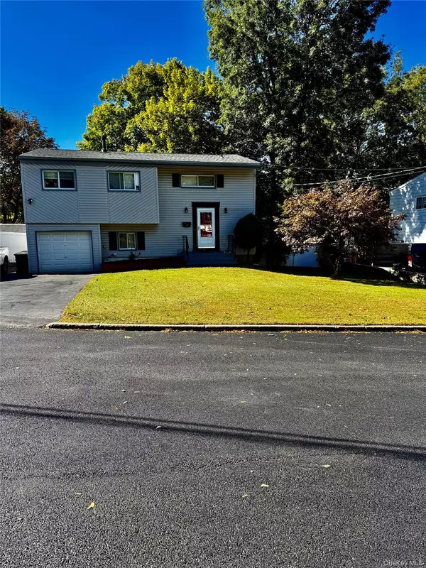 4 Ivy PL, Hartsdale, NY 10530
