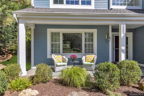 Yorktown Heights, NY 10598,3154 Stoneleigh CT