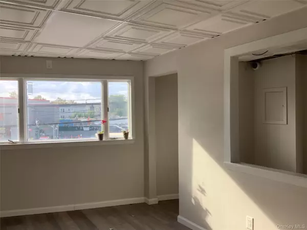 Ozone Park, NY 11417,13507 Crossbay BLVD #2
