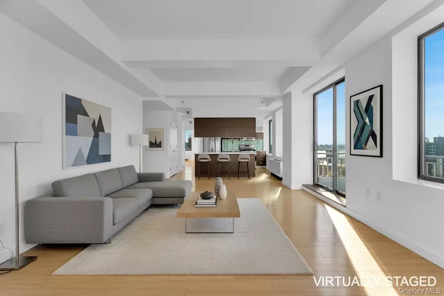 353 E 104 ST #PH2, New York (manhattan), NY 10029