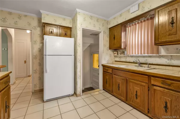 Whitestone, NY 11357,145-52 10th AVE