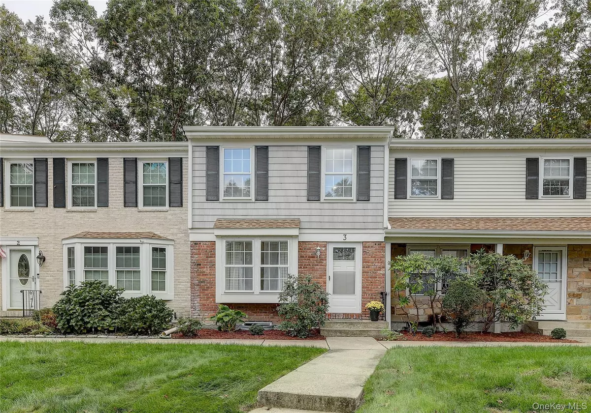 Yaphank, NY 11980,3 Wilson Commons