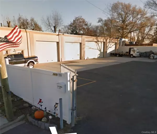 2975 Mills ST, Oceanside, NY 11572
