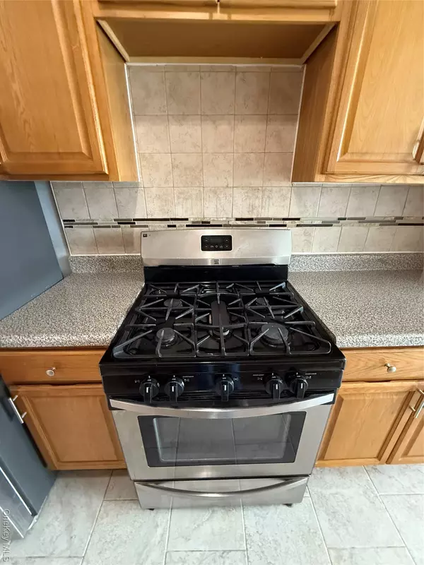 Bronx, NY 10466,3938 Amundson AVE