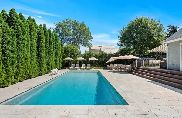 Sag Harbor, NY 11963,28 Windermere DR