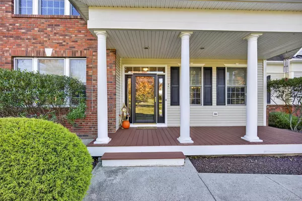 Hopewell Junction, NY 12533,15 Champlain DR