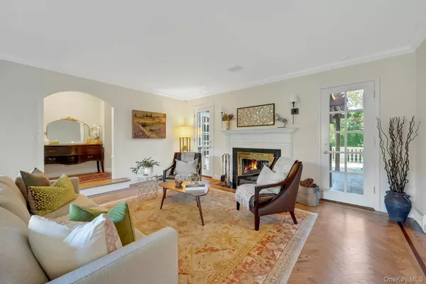 White Plains, NY 10605,455 Rosedale AVE