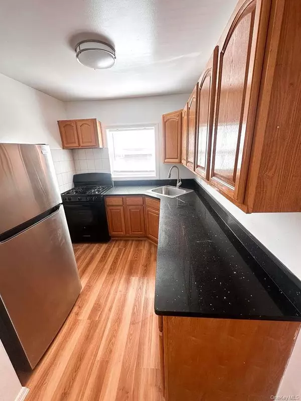 Saint Albans, NY 11412,19703 120th AVE