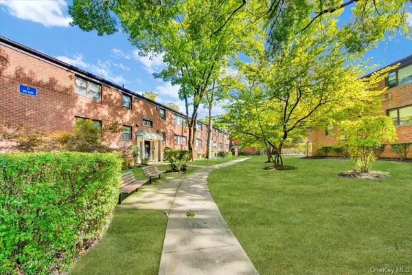 101 Beacon Hill DR #13, Dobbs Ferry, NY 10522