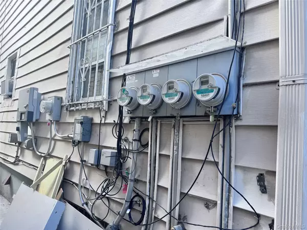 Flushing, NY 11355,45-24 Burling Street