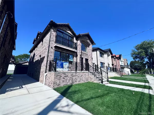 Bayside, NY 11361,3832 215th ST