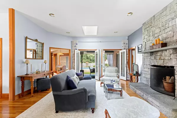 Sag Harbor, NY 11963,2 Sunset RD