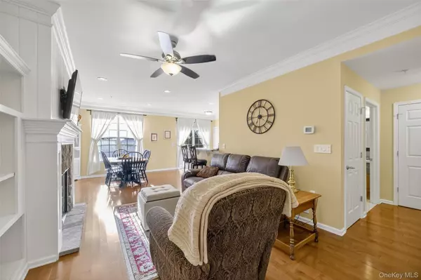 New Windsor, NY 12553,1313 Balsam DR