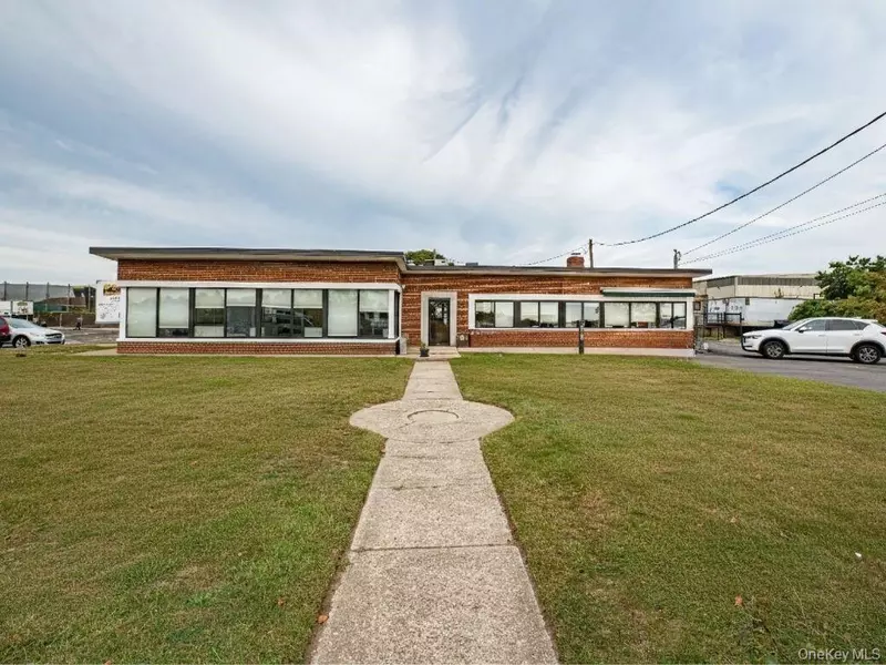 1250 Wellwood AVE, West Babylon, NY 11704