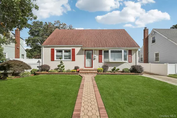 Uniondale, NY 11553,103 Gilroy AVE
