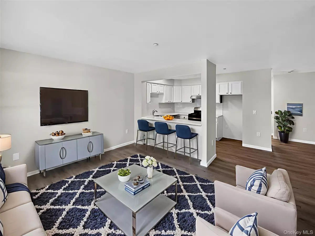 Rye Brook, NY 10573,17 Bowman AVE #A