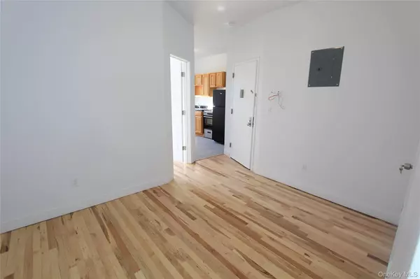 Yonkers, NY 10701,91 Elm ST #3D