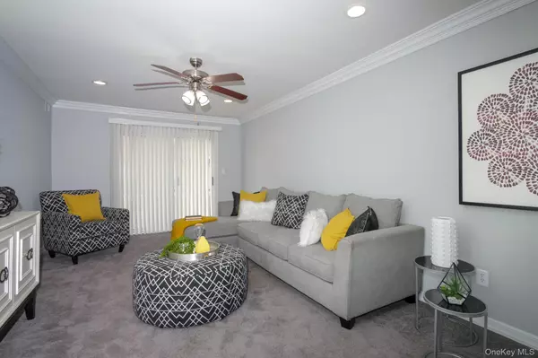 Patchogue, NY 11772,28 Midship LN #7- 28