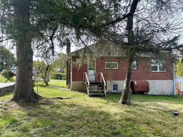 Brewster, NY 10509,38 Elmwood DR