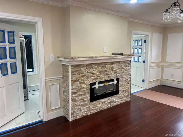Hempstead, NY 11550,66 WARNER AVE
