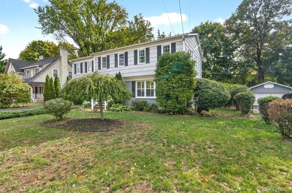 Suffern, NY 10901,11 Lexington AVE