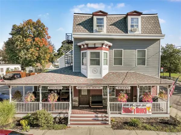 23 Main ST, Wallkill, NY 12589