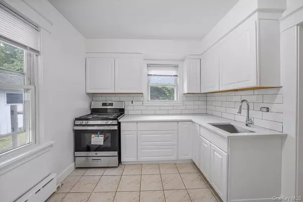 Bedford Hills, NY 10507,151 Babbitt RD