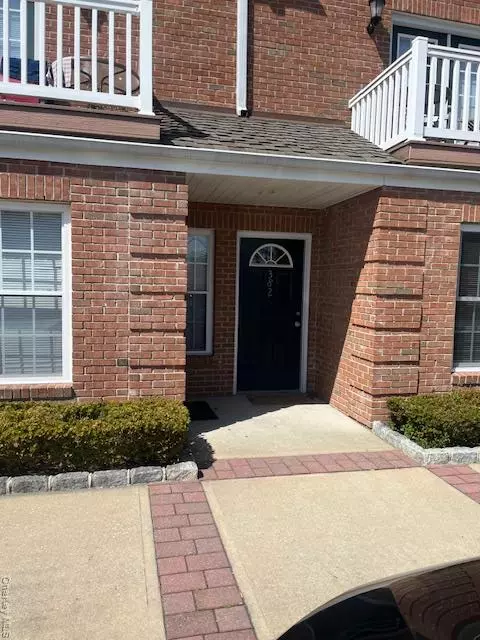 380 Montauk Highway, Lindenhurst, NY 11795