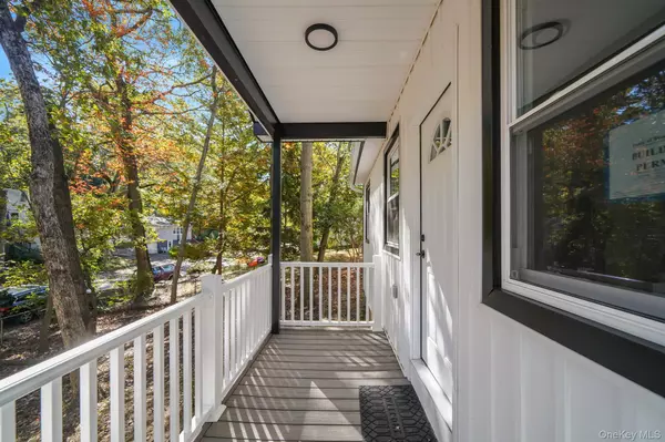 Sound Beach, NY 11789,7 Rosedale RD