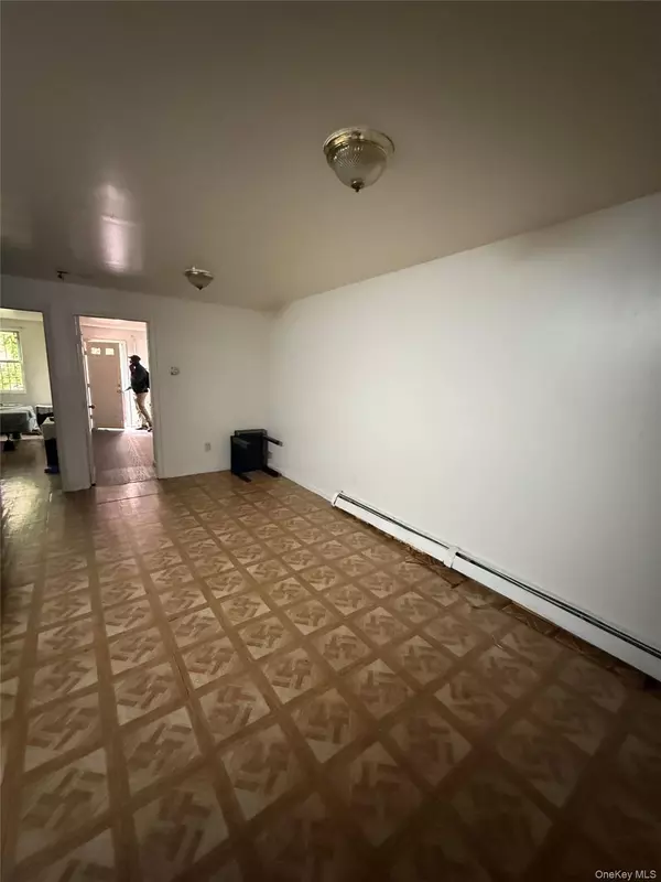 Bronx, NY 10467,3541 Barnes AVE