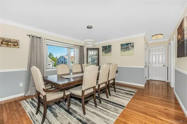 Yonkers, NY 10703,243 Mary Lou AVE #1