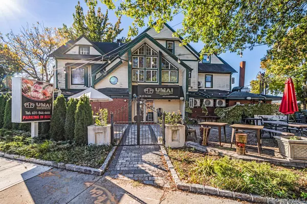 Kings Park, NY 11754,4 Main ST