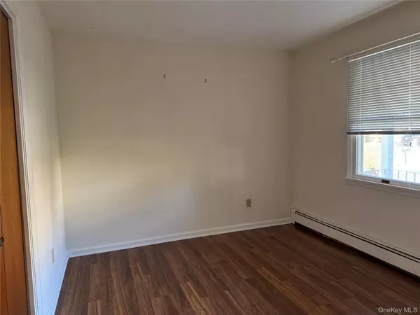 White Plains, NY 10603,17 Intervale AVE #1st