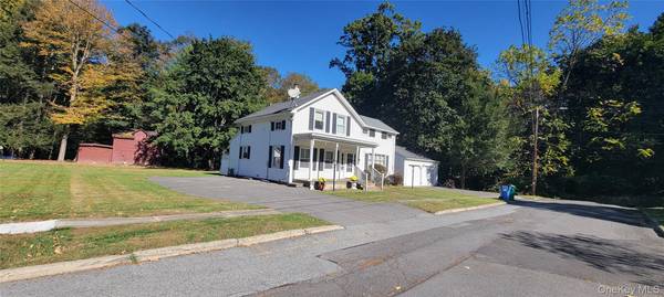 22 Washington AVE, Highland, NY 12528