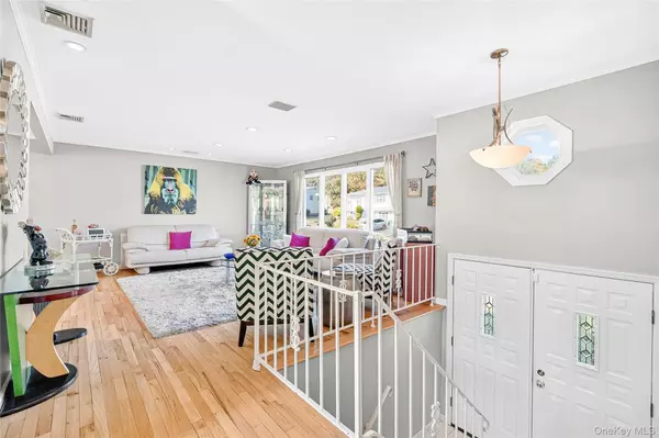 Thiells, NY 10980,11 Gleason DR