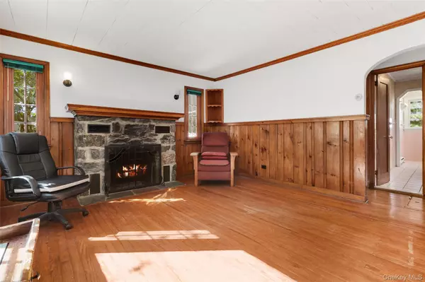 Carmel, NY 10512,50 Walden RD