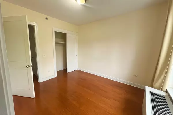 Ridgewood, NY 11385,1980 Starr ST #3F