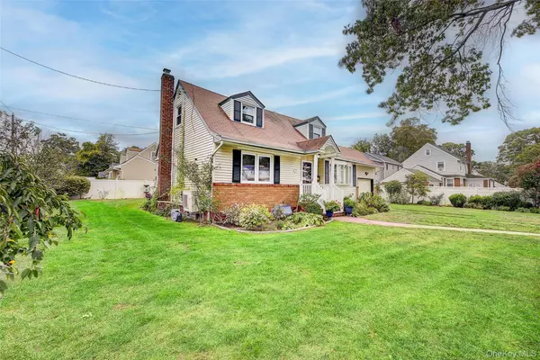 West Hempstead, NY 11552,1025 Ontario RD