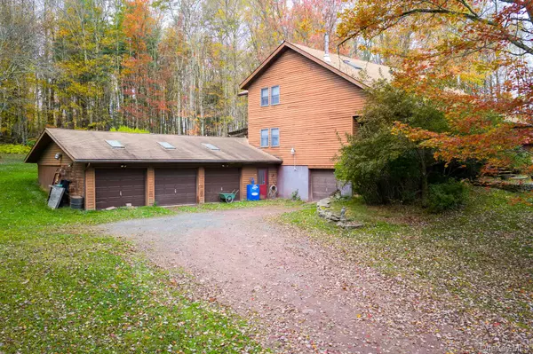 Monticello, NY 12701,45 Coopers Corner RD