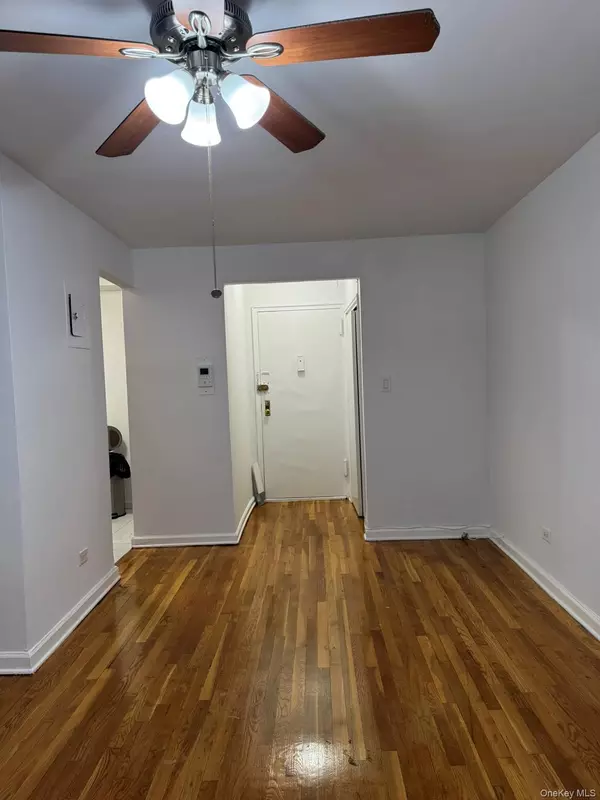 Forest Hills, NY 11375,63rd Ave 63 #2G