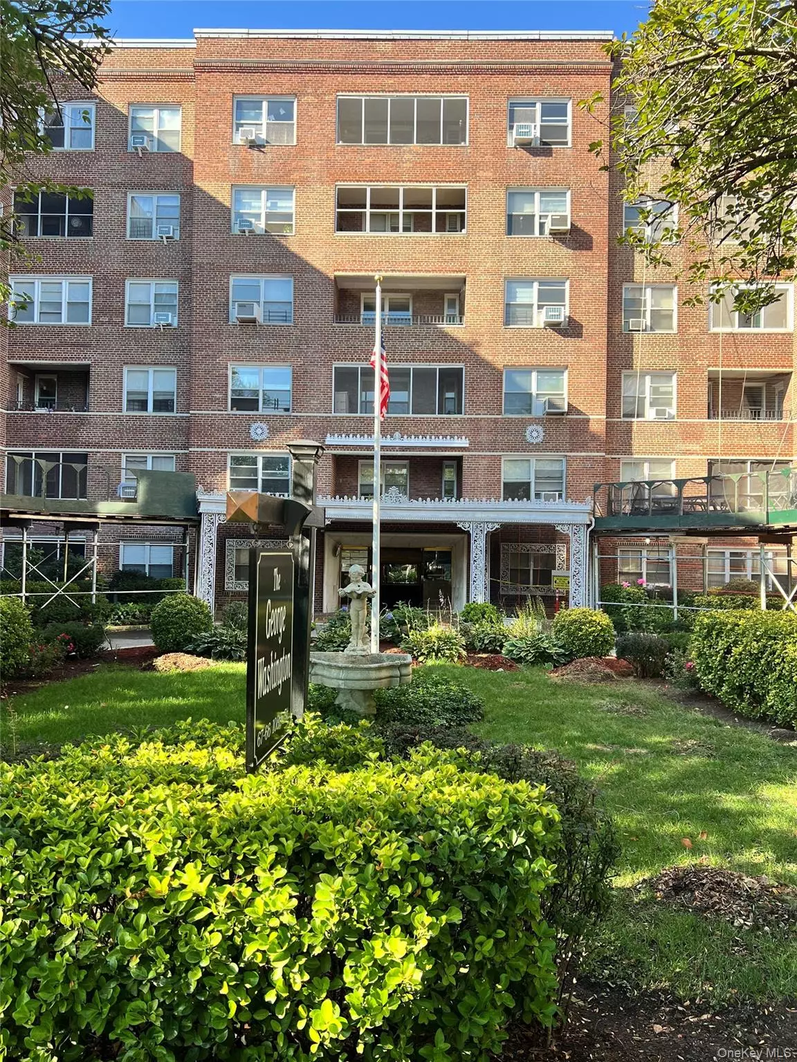 Forest Hills, NY 11375,67-66 108th ST #A38