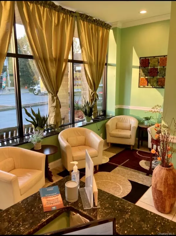 Briarcliff Manor, NY 10510,549 N State ST
