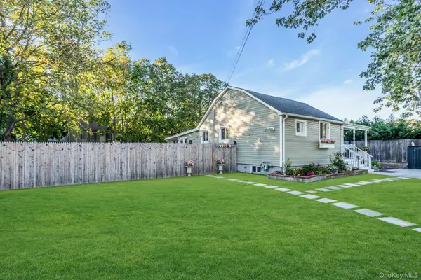 Bayville, NY 11709,6 Franklin AVE