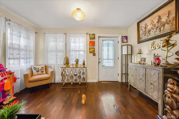 Jamaica, NY 11434,14435 158th ST