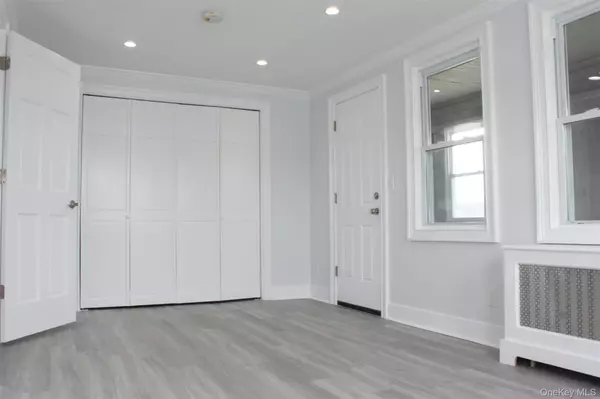 Hastings-on-hudson, NY 10706,451 Warburton AVE #3
