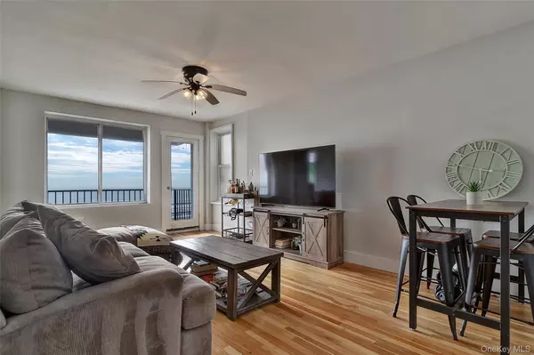 Rockaway Beach, NY 11694,125 Beach 124th ST #6F