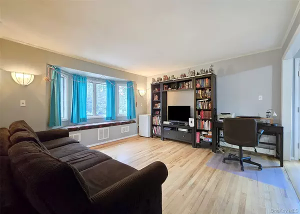 Selden, NY 11784,50 Hawthorne ST